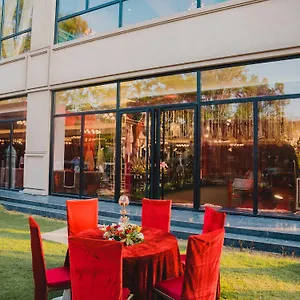 Hotel Fortune Park Boulevard, Delhi (National Capital Territory of India)